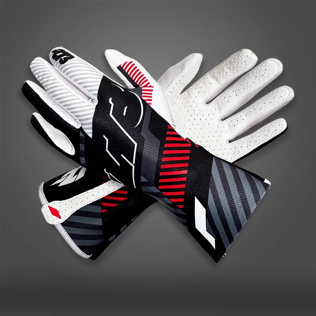 -273 RS273 Black/White/Red (белая ладонь, внутренний шов)